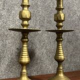 ORIENT XIX: Pair of large cup candlesticks in chiseled and gilded brass