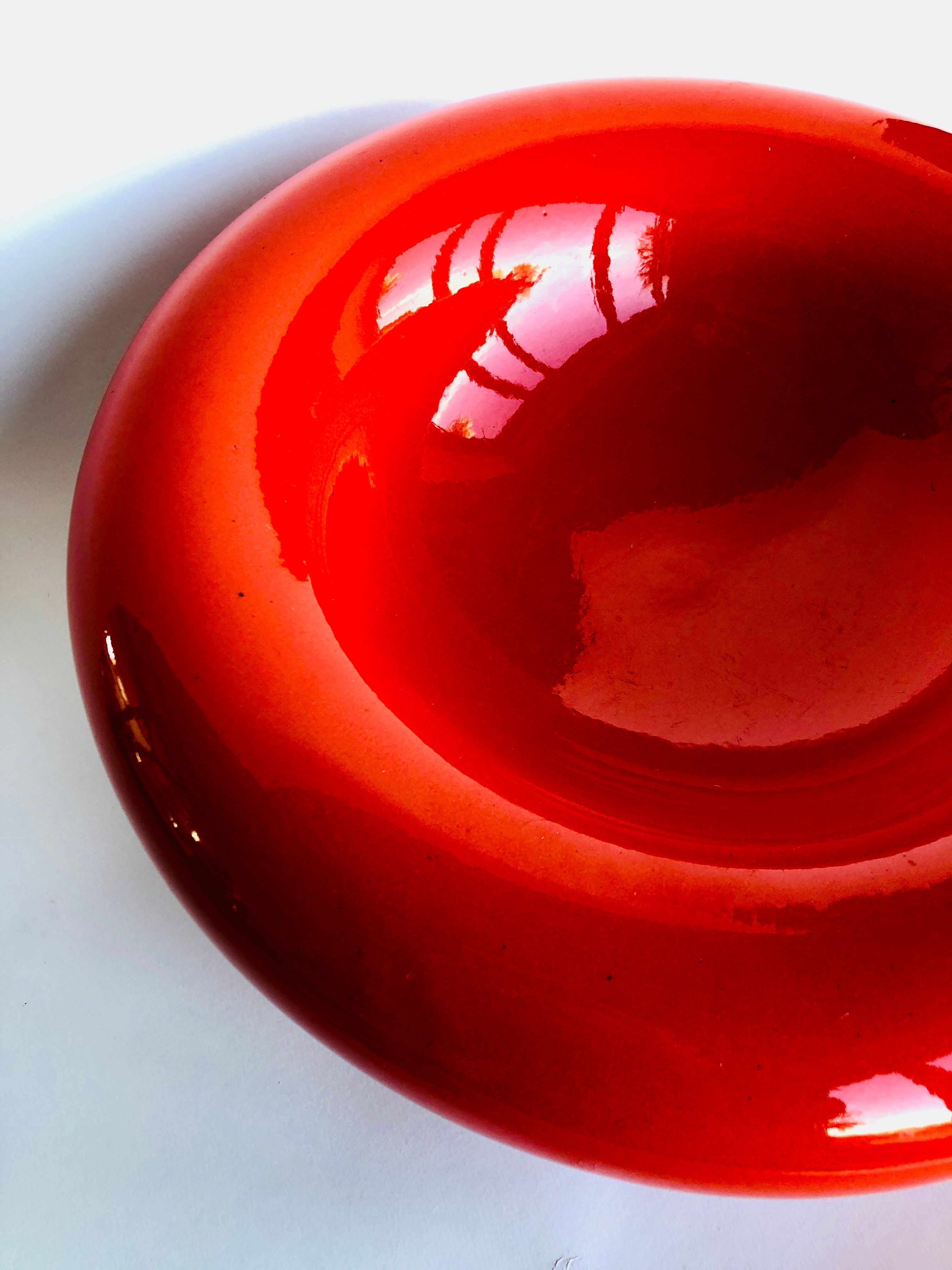 Round dish space age - vintage - orange