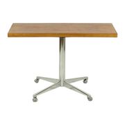 Table basse vintage avec plateau en bois et roulettes chromées, 90 cm