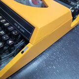 Welco 200 de luxe orange typewriter