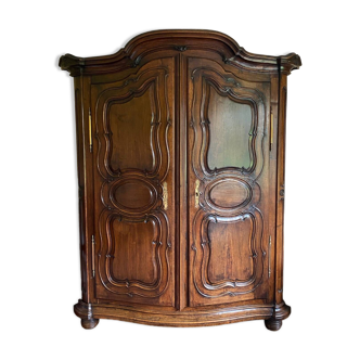 Alsatian walnut wardrobe 18th century