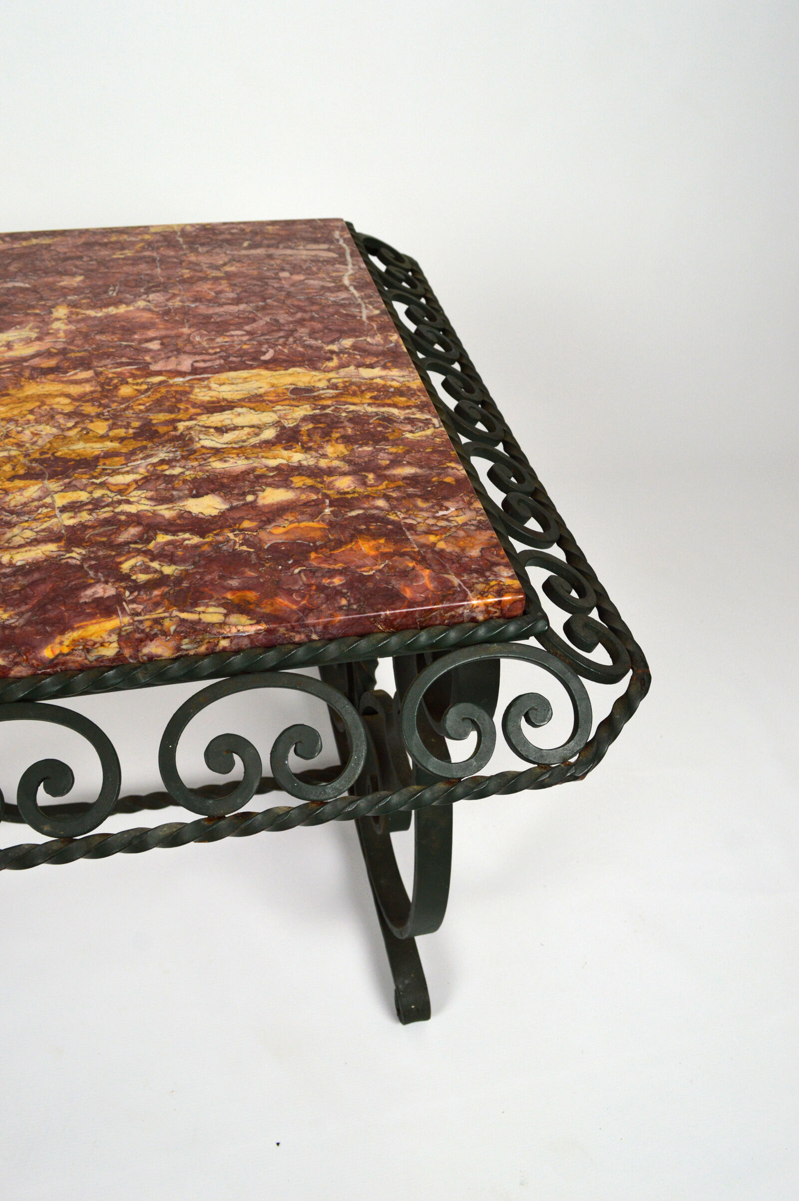 Coffee table in marble and wrought iron, circa 1940