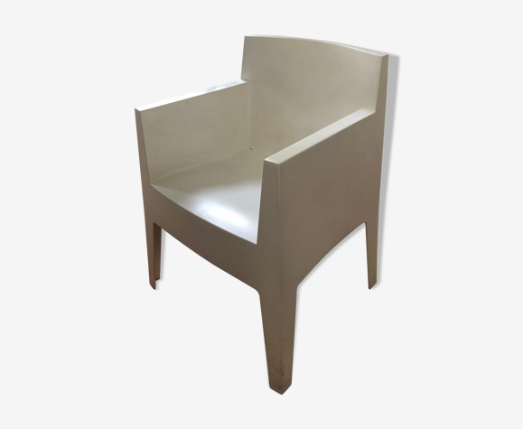 Fauteuil toy blanc de Philippe Stack