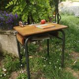 Old child school desk