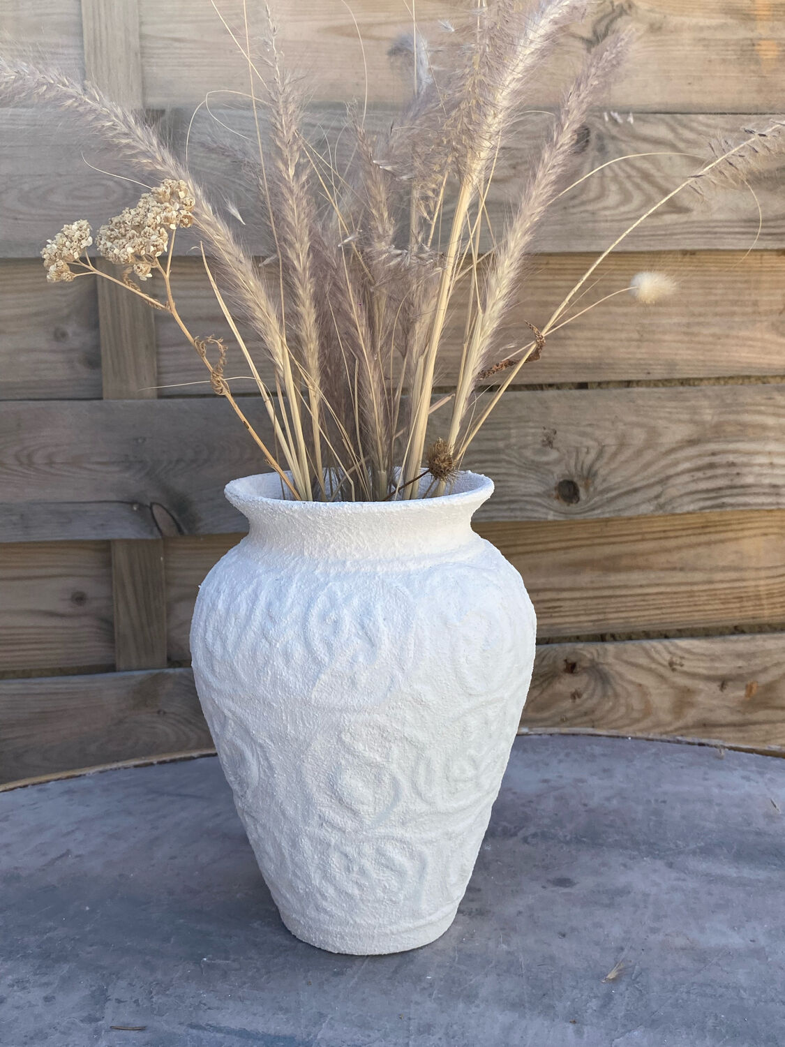 Vase blanc texturé