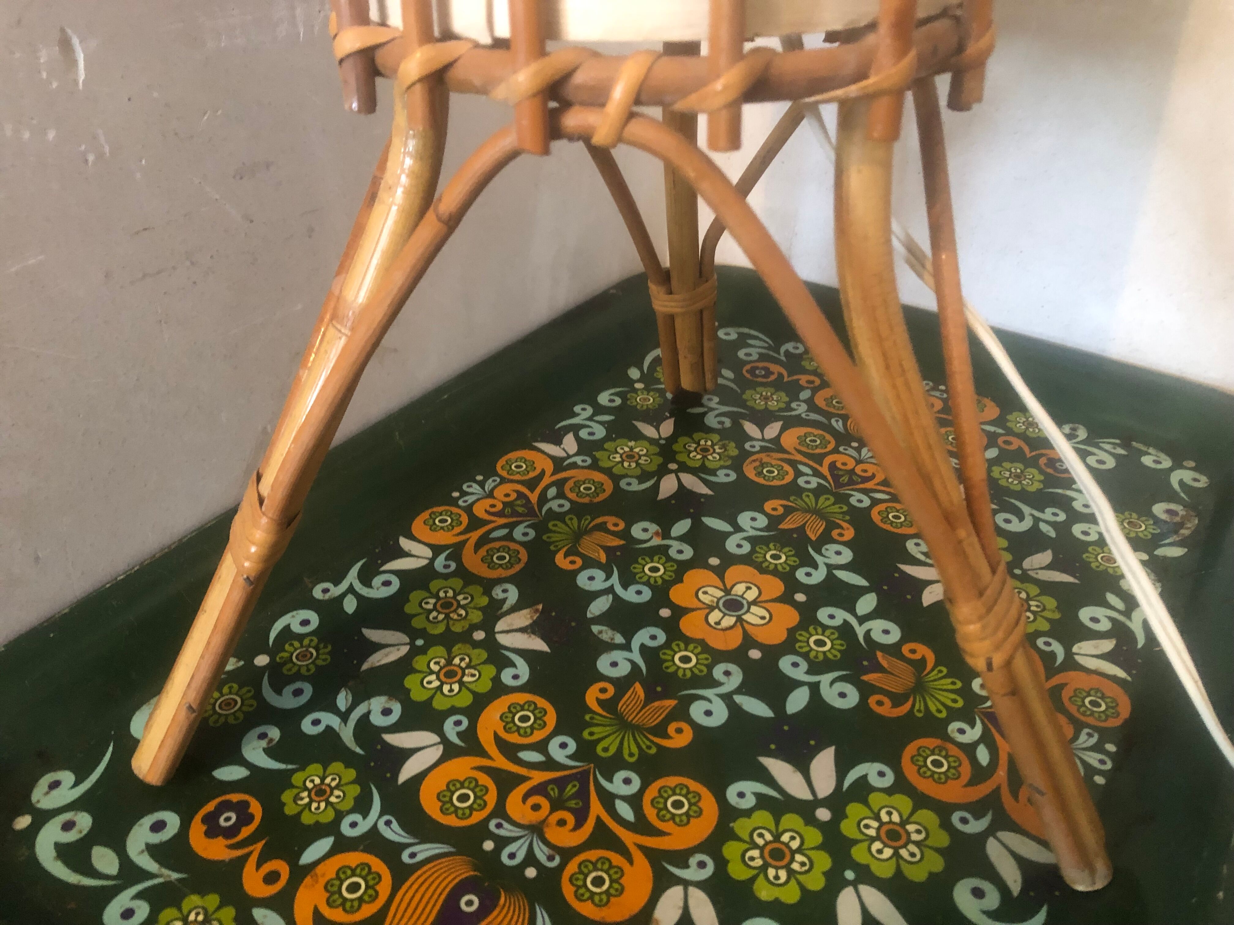 Rattan lamp bamboo wicker vintage 60s tripod foot