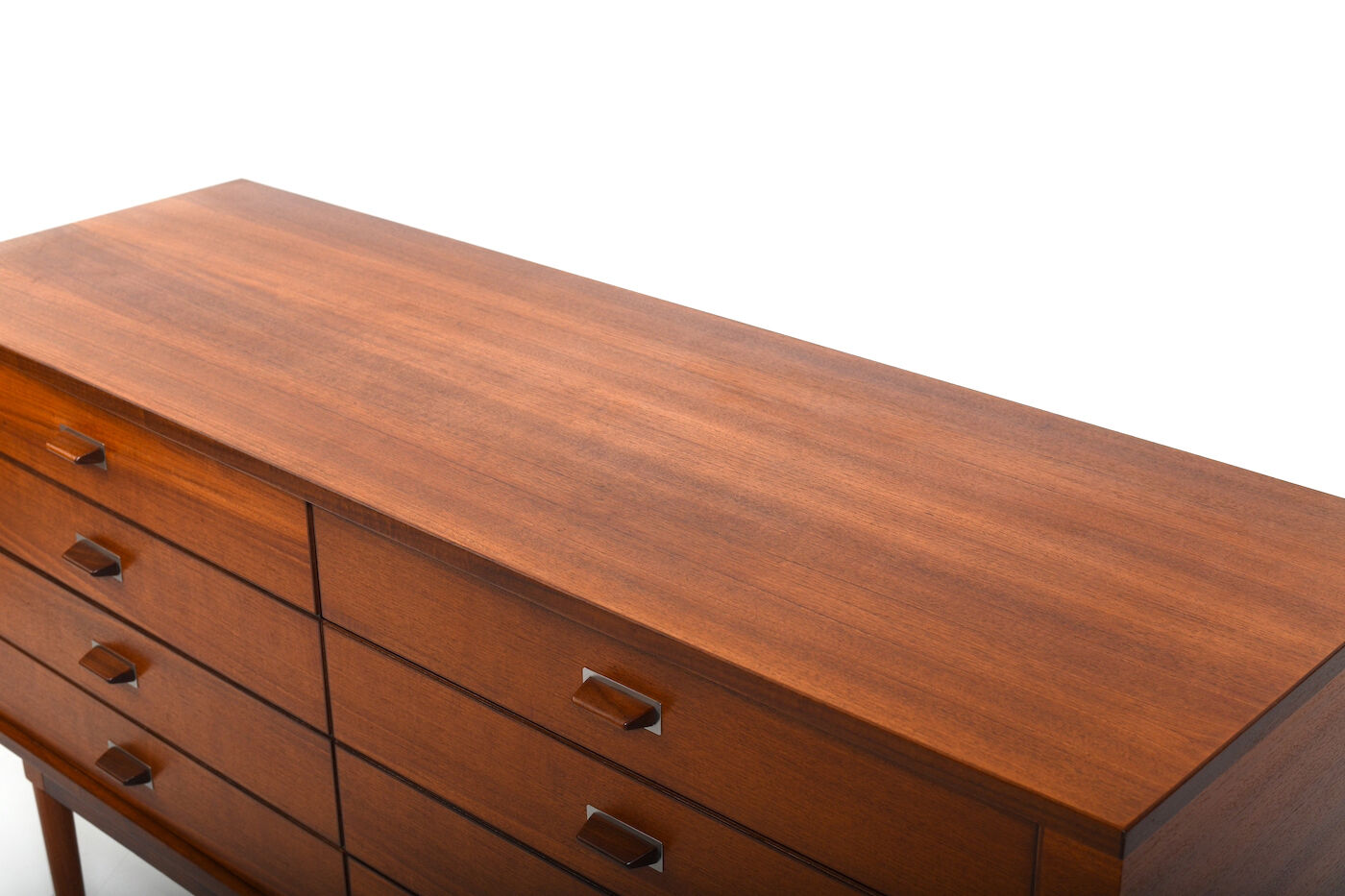 Commode de Peter Løvig-Nielsen des années 1960