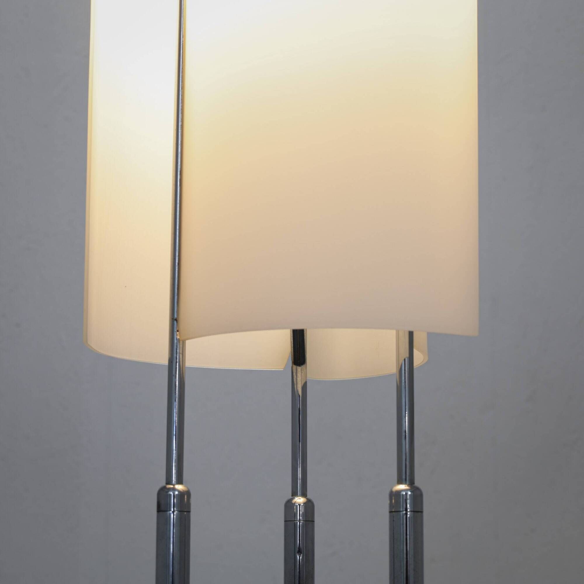 Arianna floor lamp by Bruno Gecchelin for Oluce, Italy, 1970s