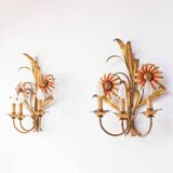 Pair of Italian wall lights in gold metal with flowers and leaves (50 cm)