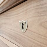 Antique chest of drawers