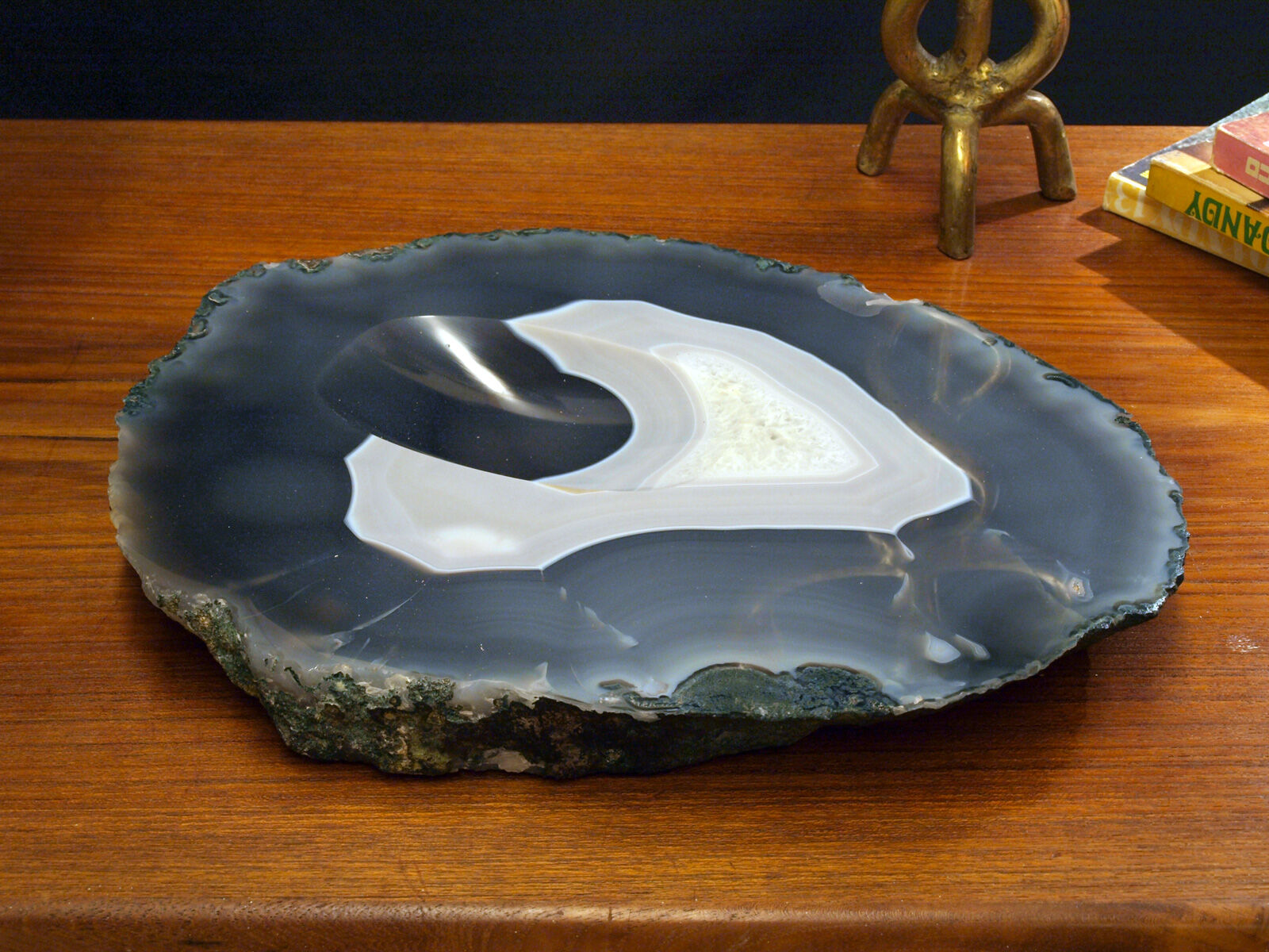 XXL crystallized agate ashtray