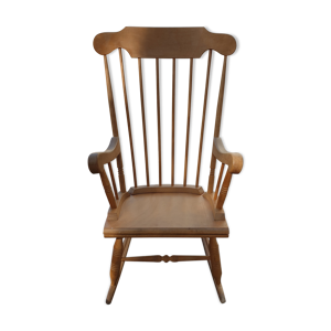 Rocking-chair classique en bois