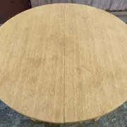 Round extendable dining table Louis Philippe stripped in oak 1960 100cm