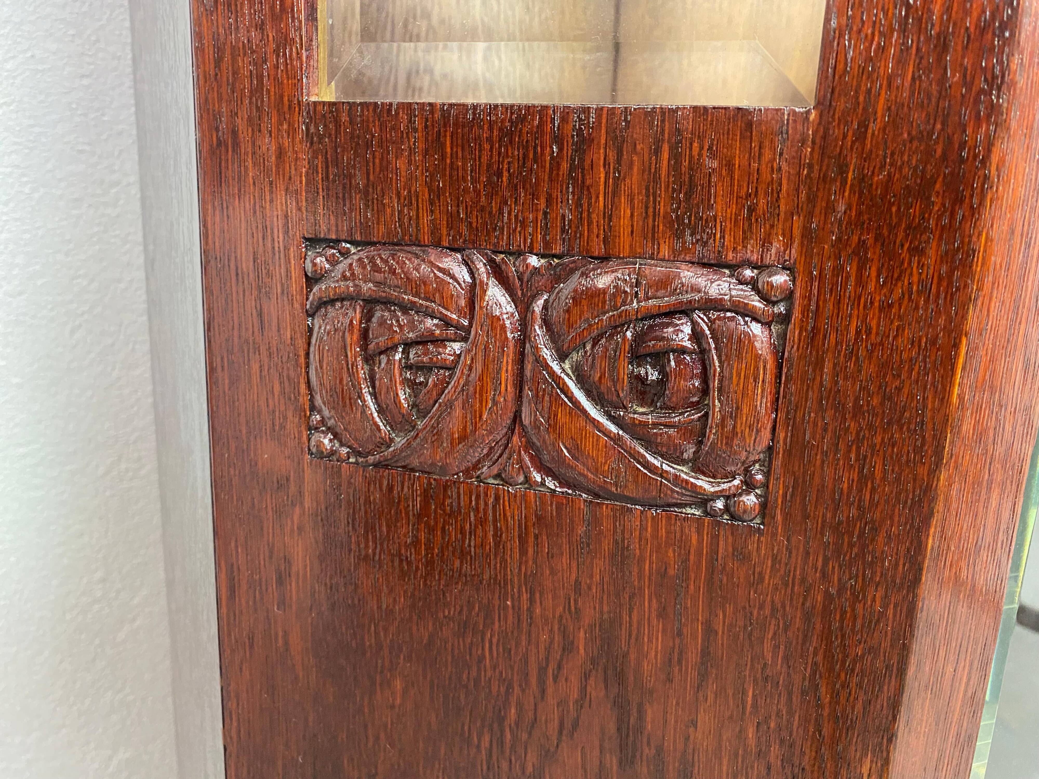 Vitrines Jugendstil dans le style de Joseph Maria Olbrich