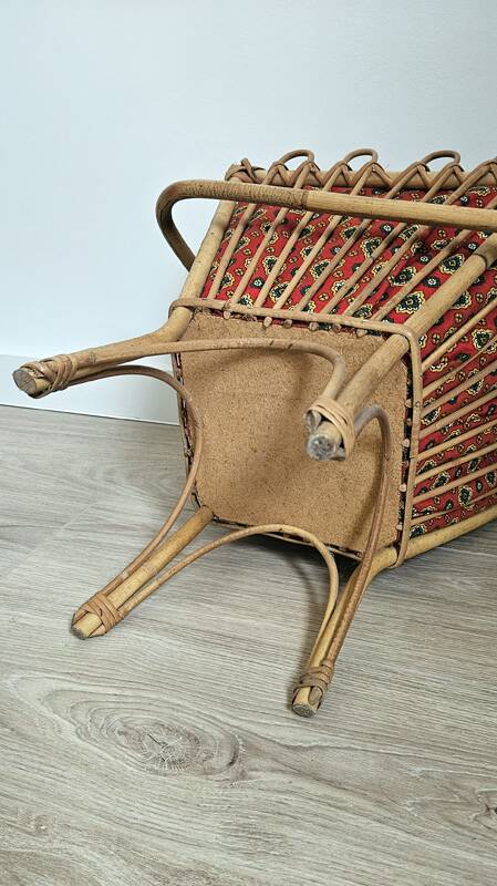 Vintage rattan chair with red fabric – 1960s/70s