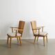 Paire de fauteuils en bois suédois du milieu du siècle par Göran Malmvall, années 1940.