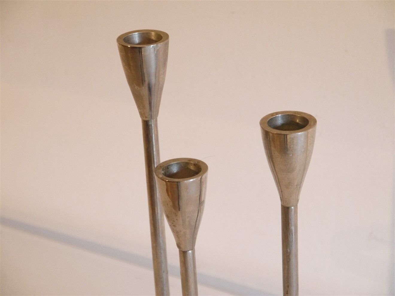 Pair of vintage candle holders in cast aluminum 1970