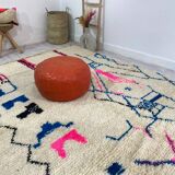 Handcrafted Moroccan Berber rug 200 x 285 CM