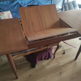 Table en teck massif Roche Bobois