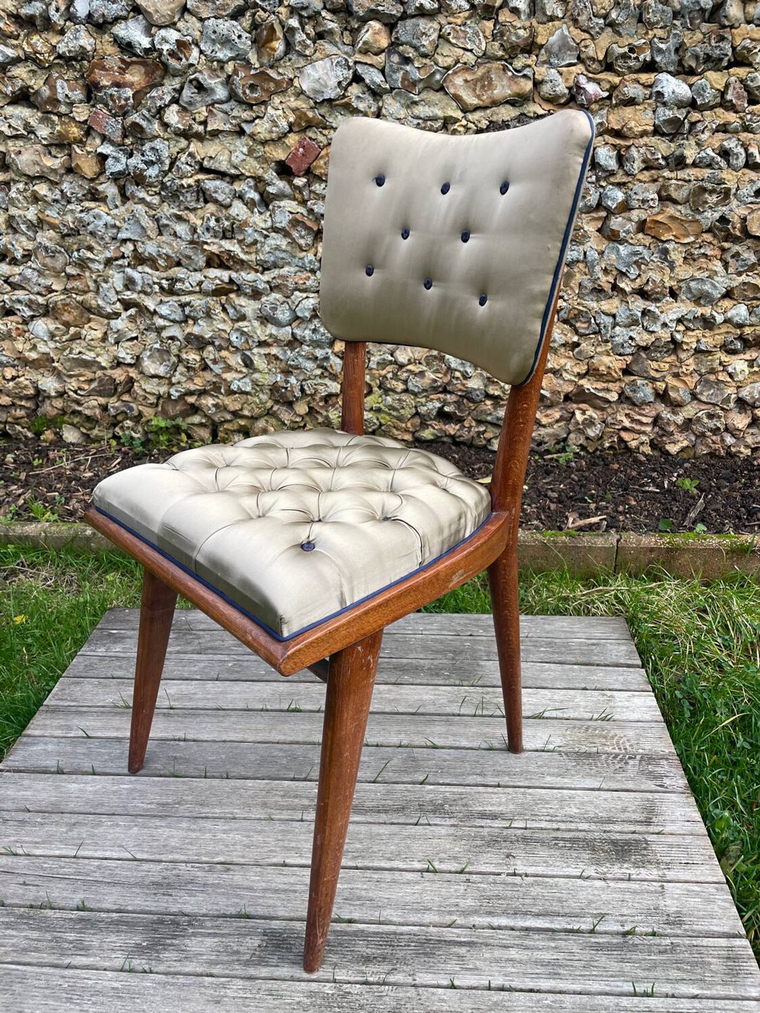 Vintage chair 50 taupe silk
