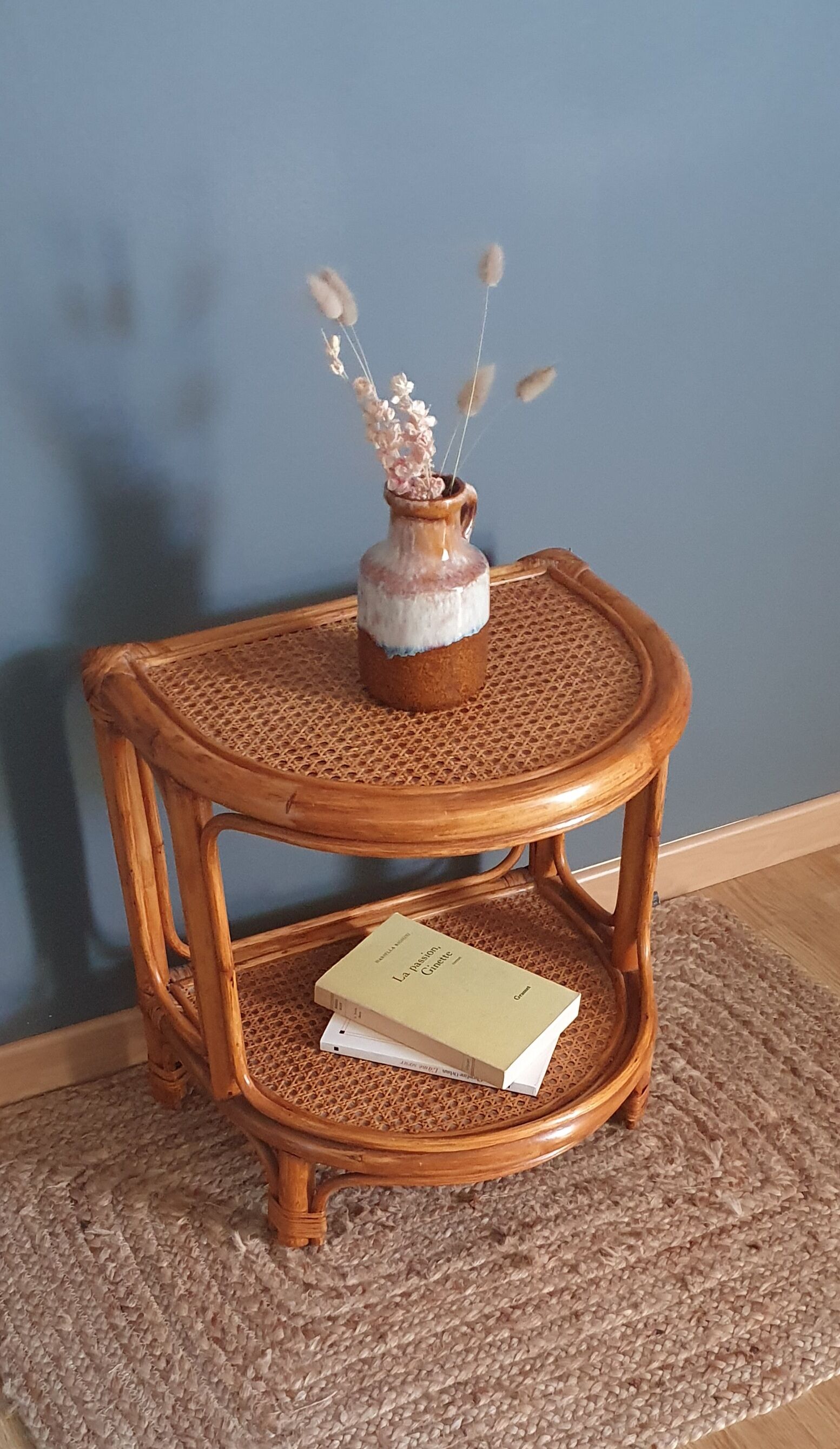 Etagère en rotin