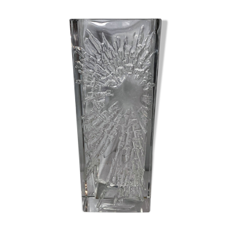2212942 Daum, large cut crystal vase signed design 1970