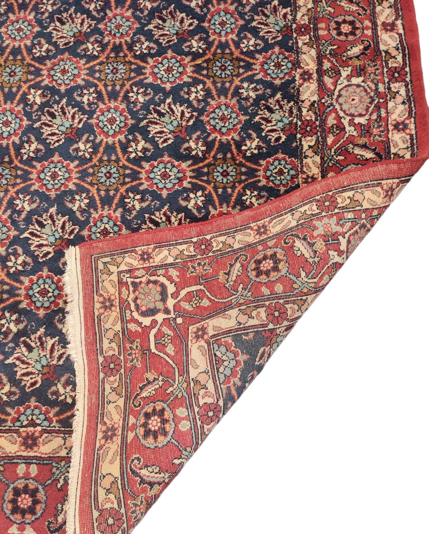 Handmade carpet 256 x 185 cm