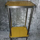 Meuble d’appoint en inox et formica