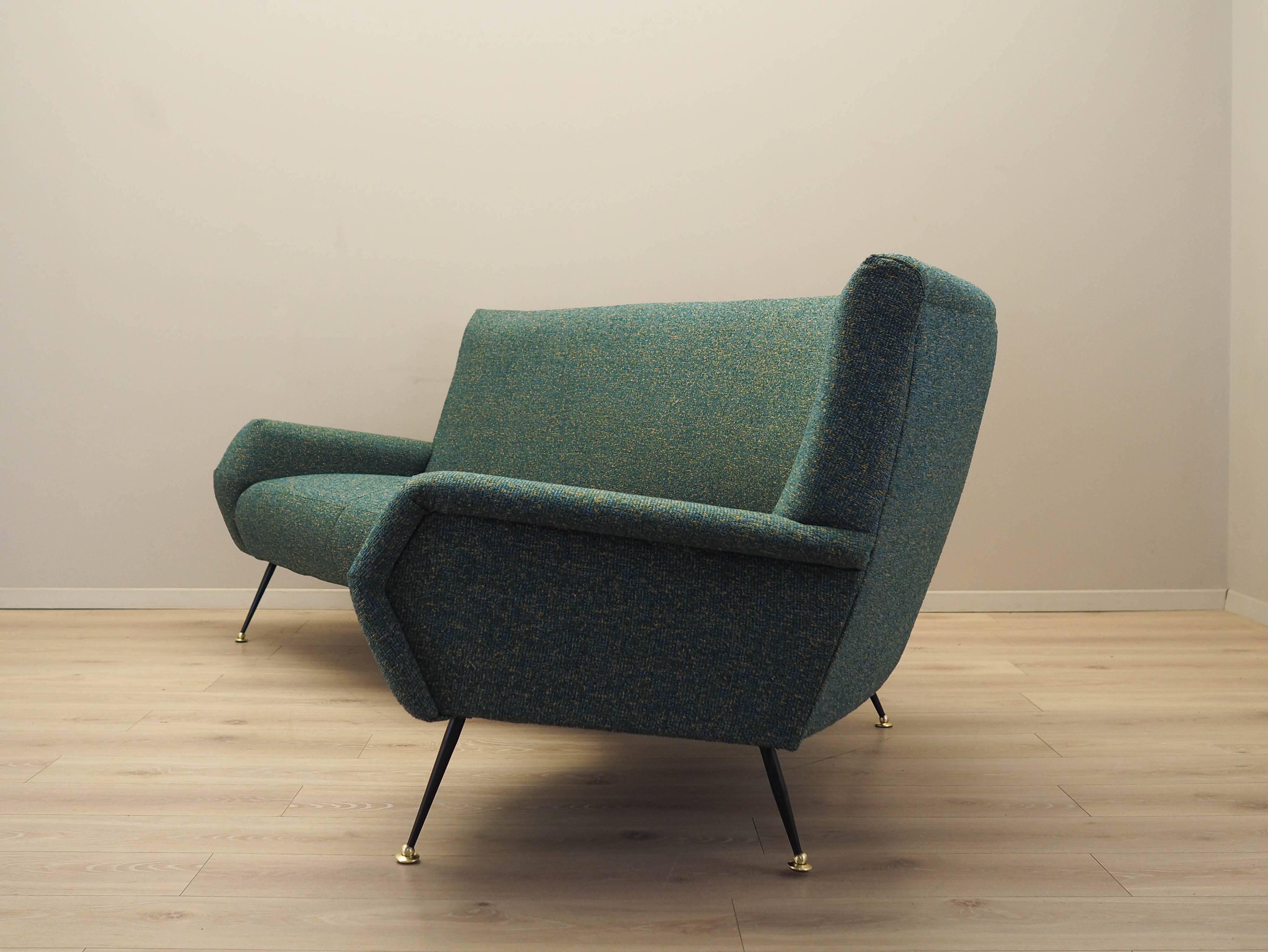 Canapé vert mélangé, design danois, années 1970, production : Danemark