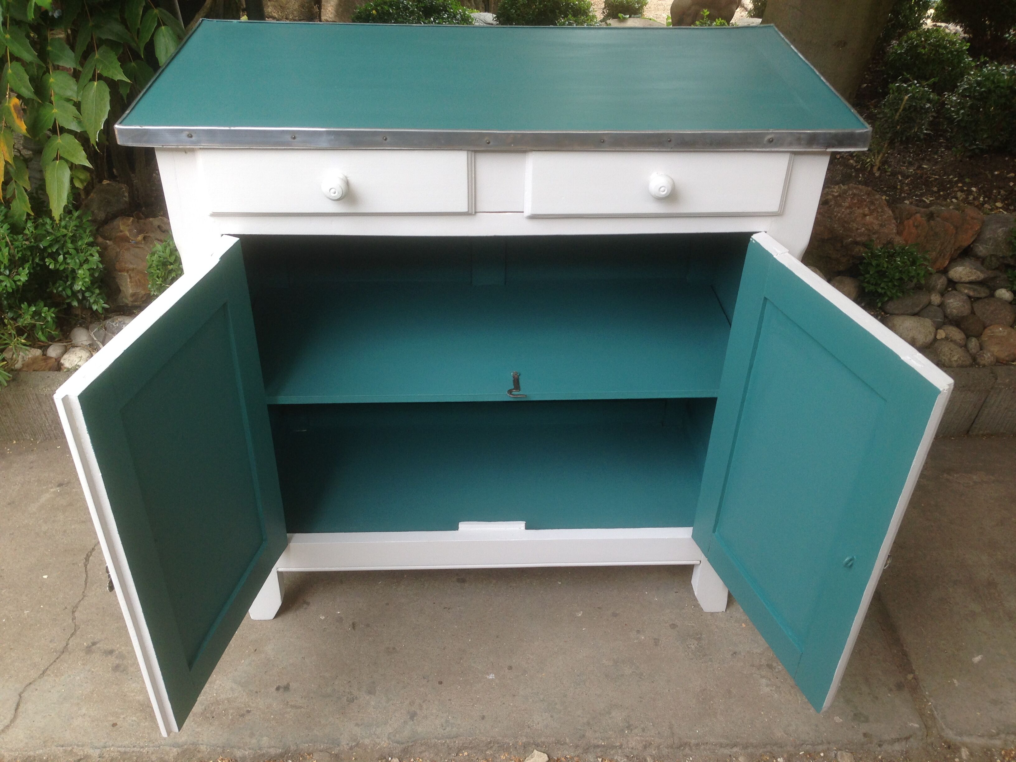 Buffet Paris vintage