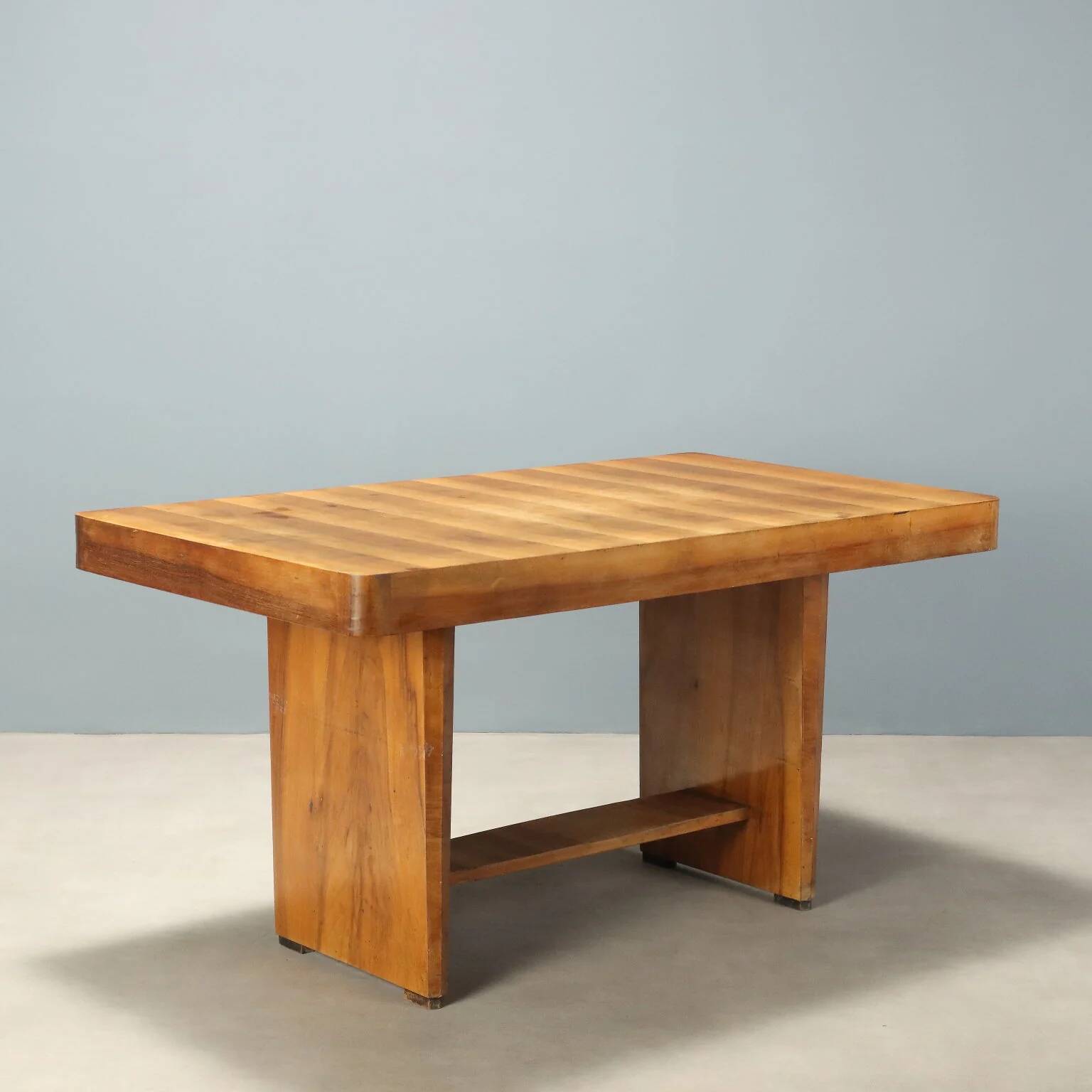 Vintage walnut veneer table, design, Italy, 1940s