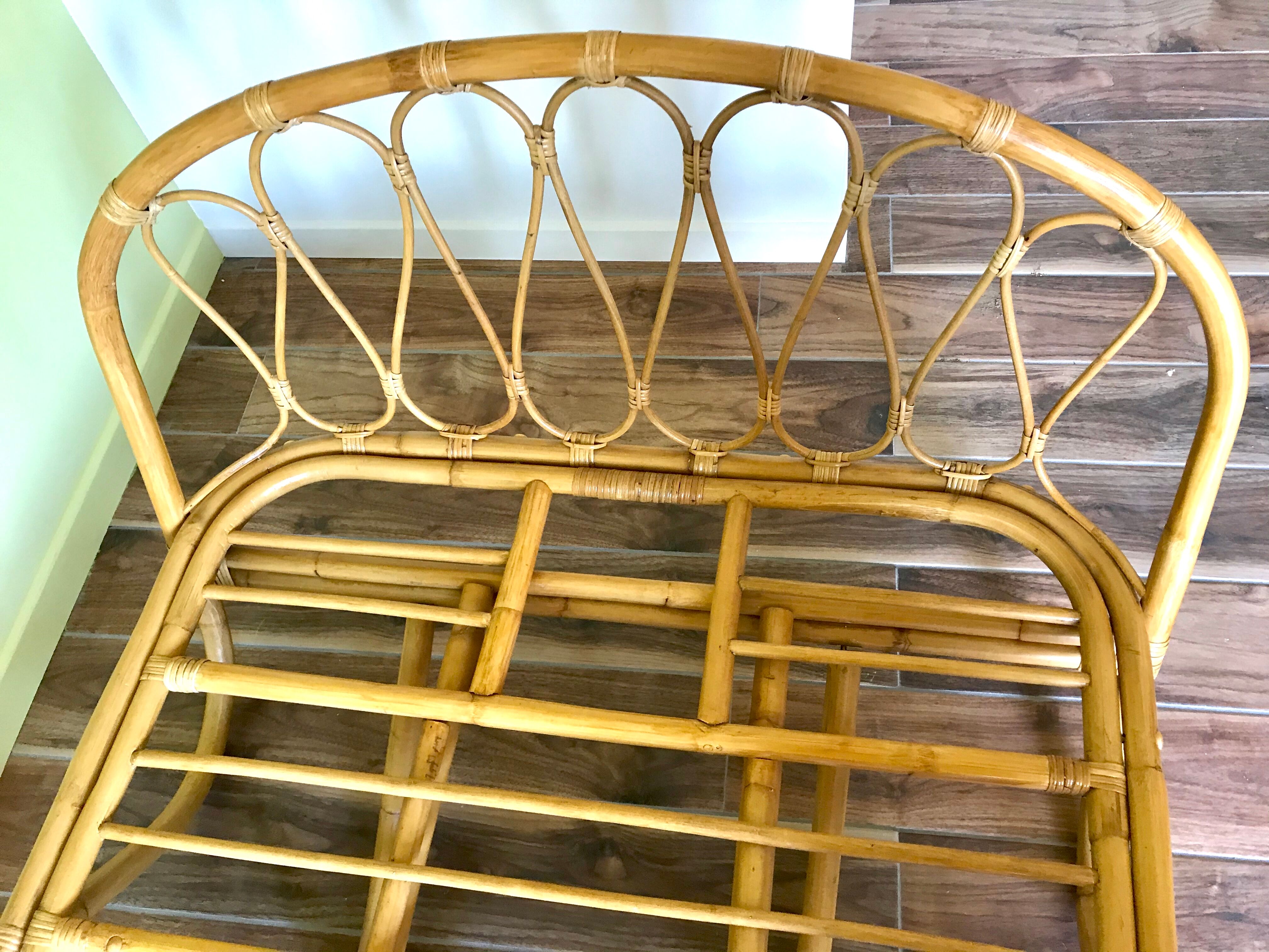 Rattan bench bed