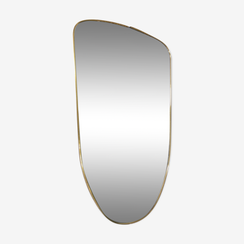 Asymmetrical mirror freeform rearview mirror