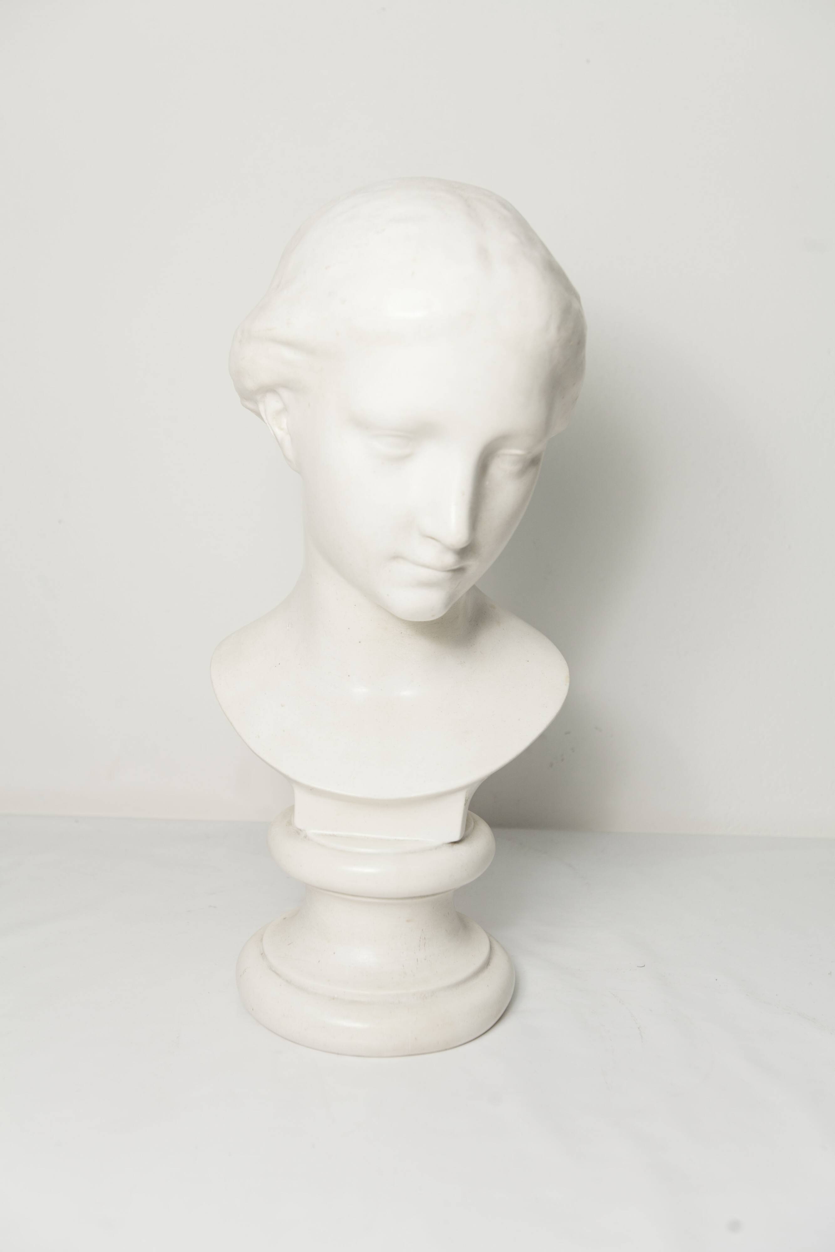 Buste femme en marbre 43cm musée Louvre 1445