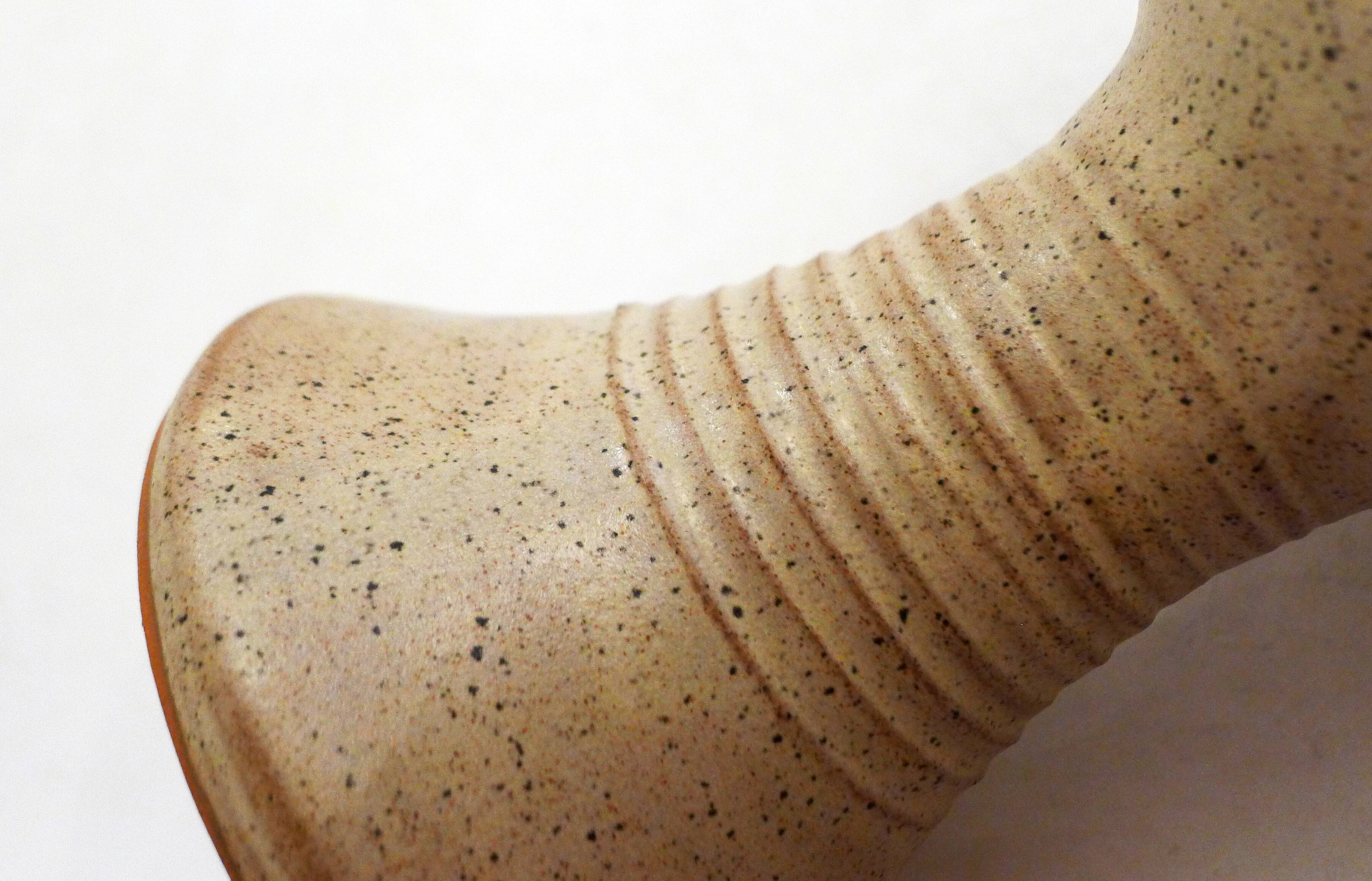 Pichet bouteille en grès Vallauris