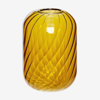 Yellow twisted glass vase 10cm