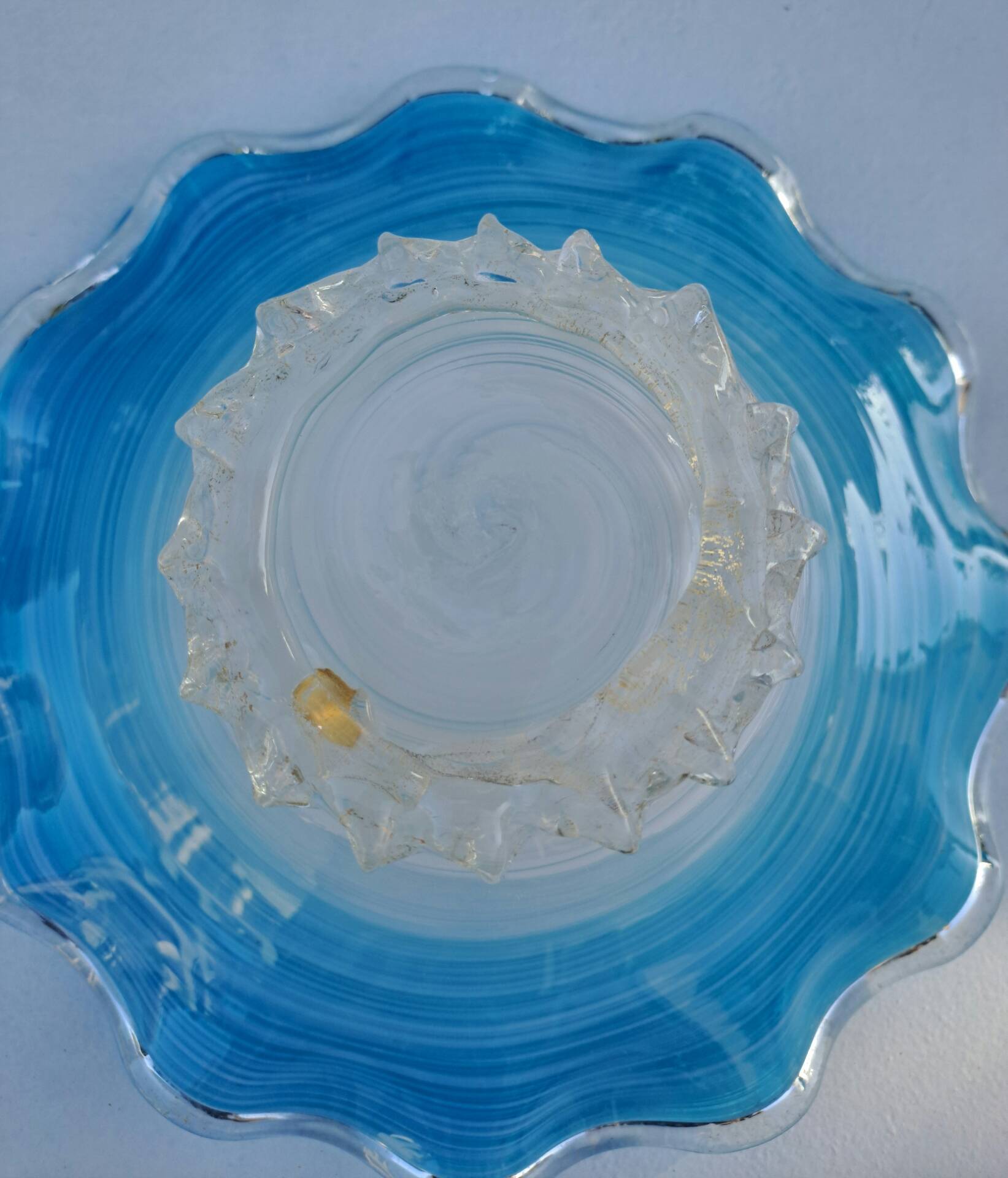 Coupe en verre soufflé filigrané Murano