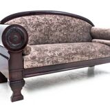 Canapé ancien de style Biedermeier, Europe du Nord, vers 1840.