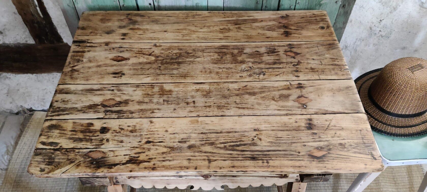 cottage table / folk art