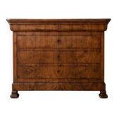 Antique solid wood chest of drawers with drawers and key.