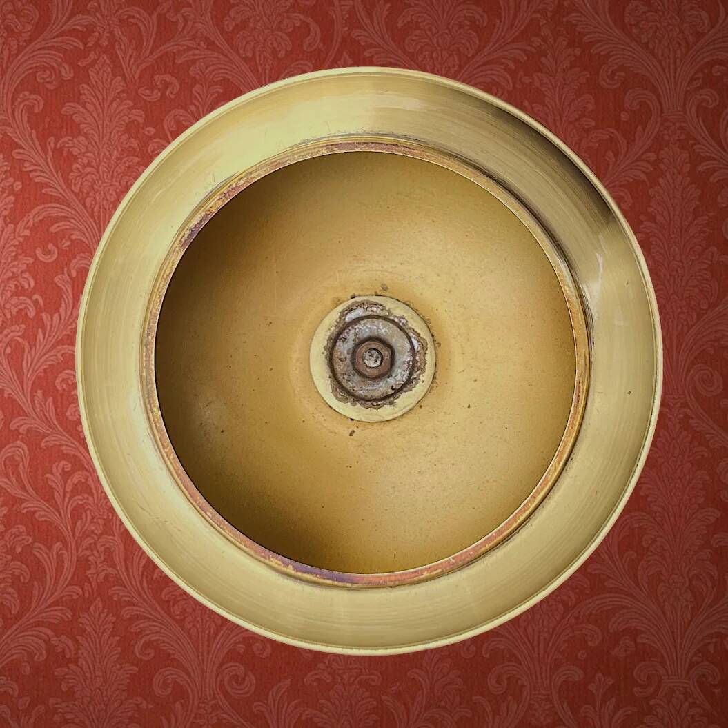 Brass footed ashtray, chrome metal, match display from the 60s and 70s.