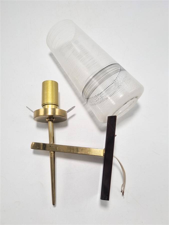 Pair of wall sconces