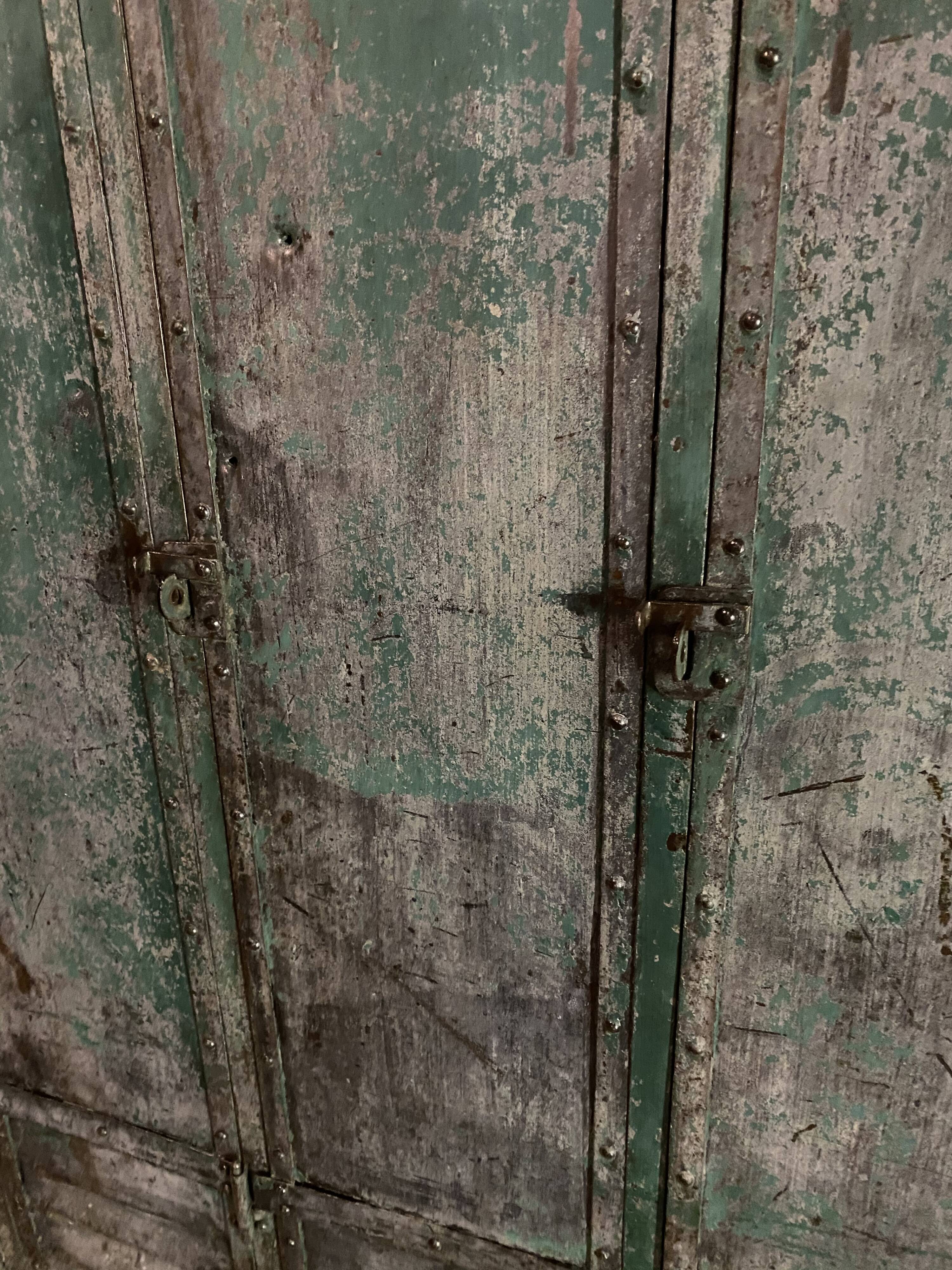 Riveted industrial vest 1920 original color