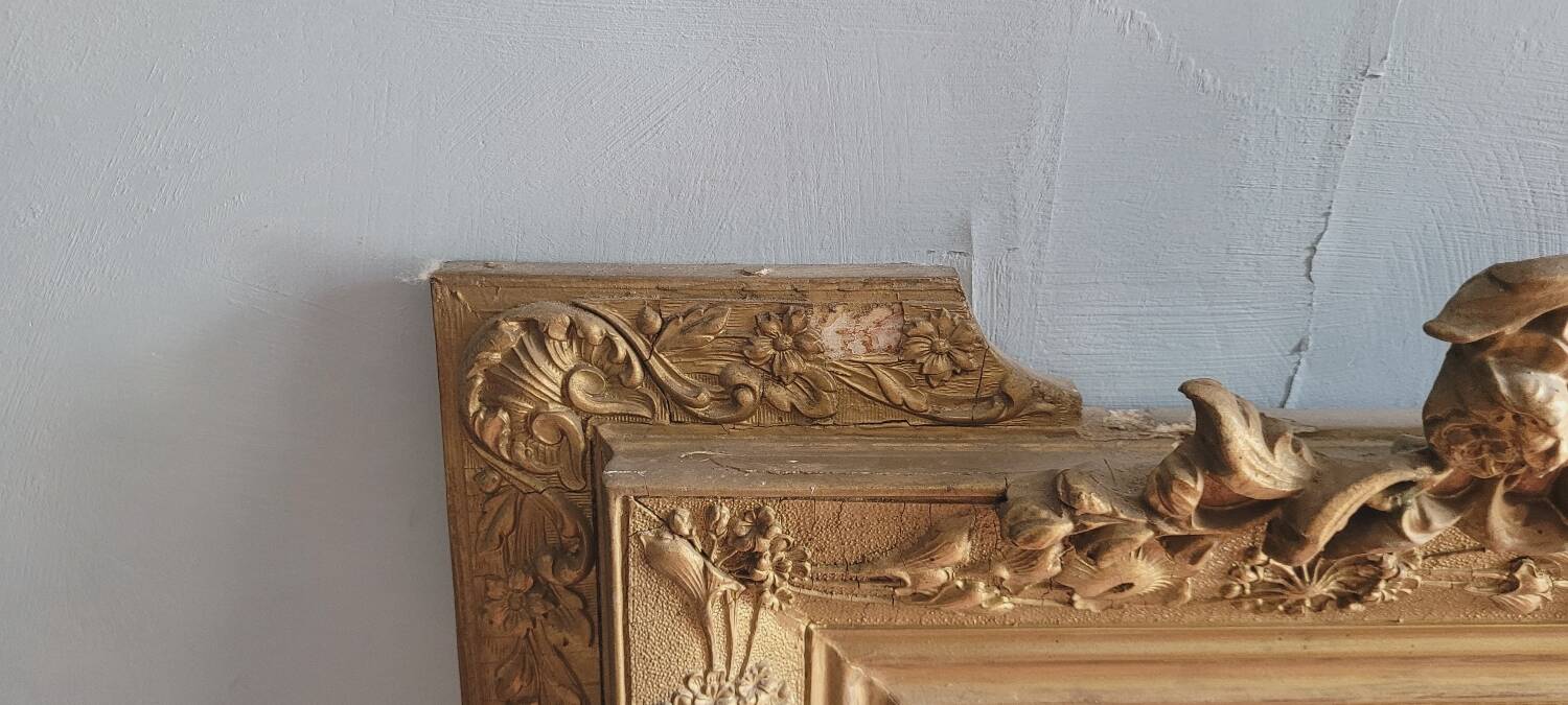 Large Edmond pedimented mirror