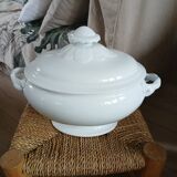 Soupière ancienne en porcelaine blanche