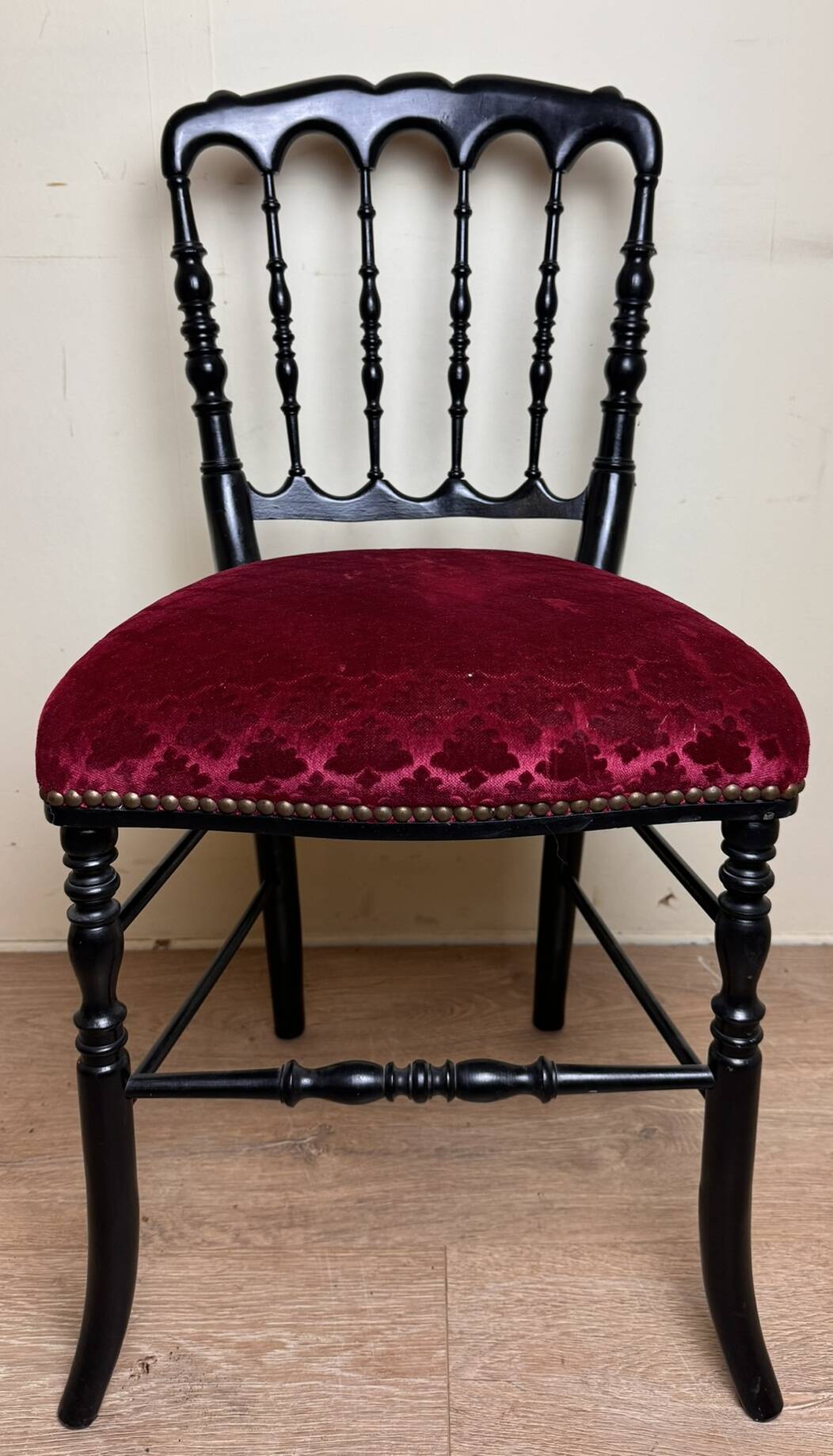 Napoleon III period theater chair