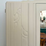 Armoire parisienne