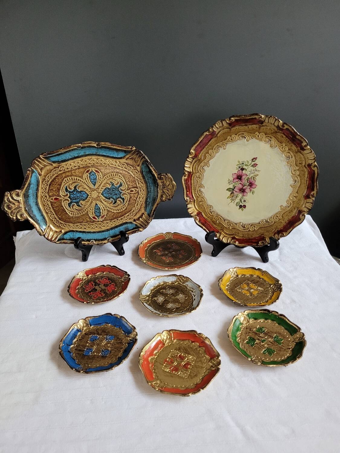 Venetian trays