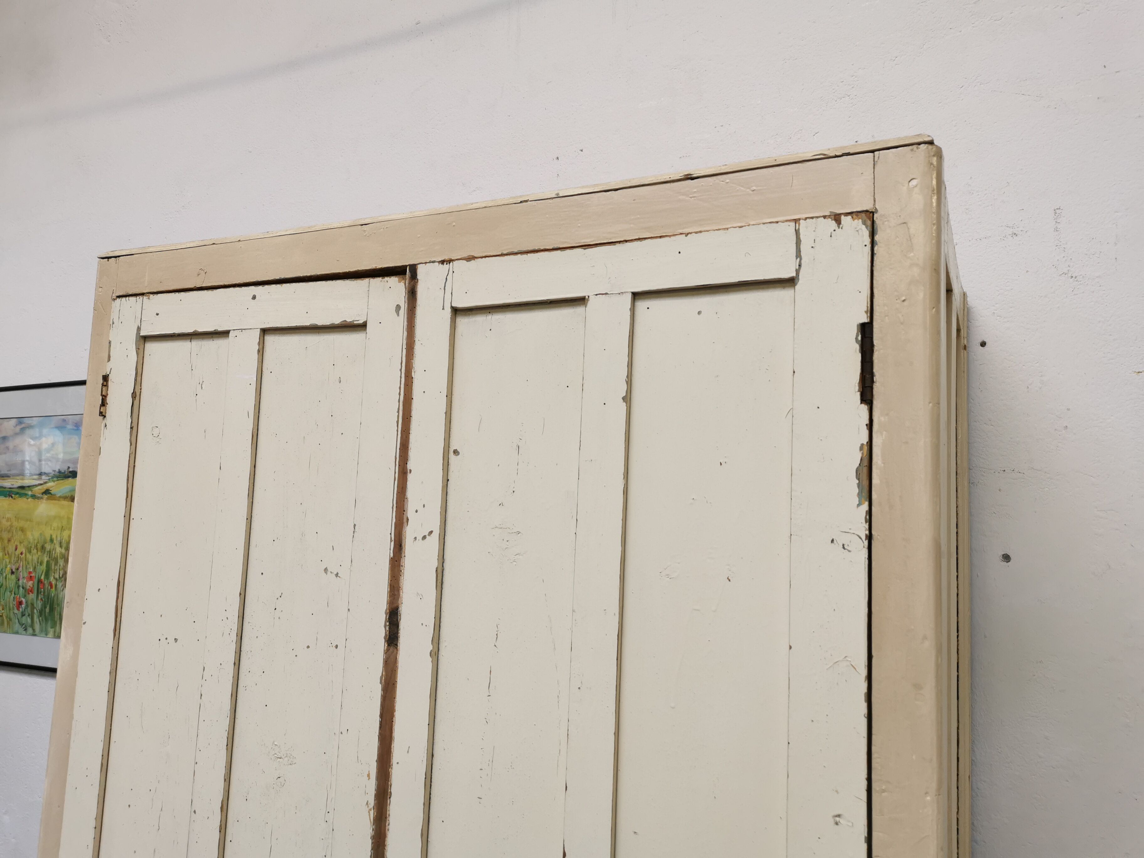 Armoire parisienne