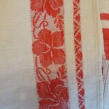 Tablecloth and its 6 matching towels